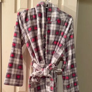 NWT Cozy Pink Heart Patterned Grey Plaid Robe w/ Hoodie